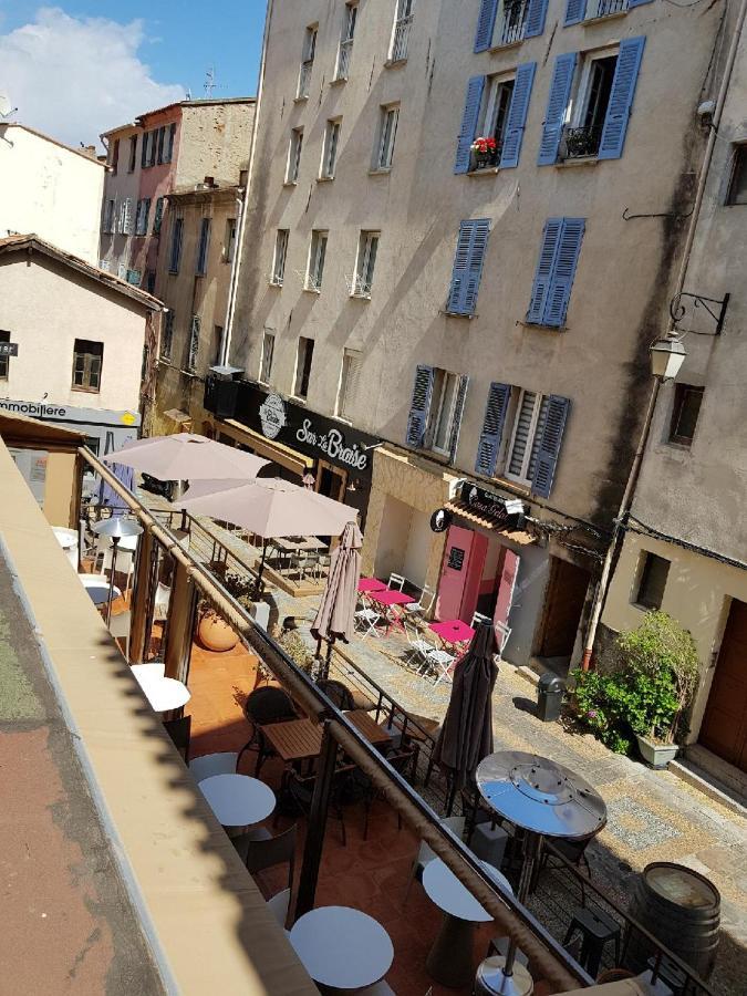 Ajaccio Centre Vieille Ville Imperiale Tt Confort Ttes Commodites 3 A 4 Pers Cathedrale A 300M Mer Port Marche Local Plages Exterior photo