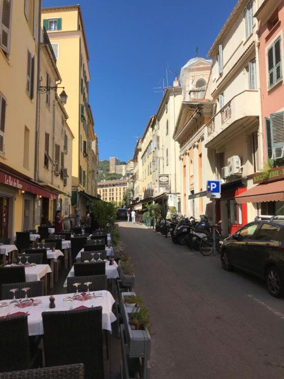 Ajaccio Centre Vieille Ville Imperiale Tt Confort Ttes Commodites 3 A 4 Pers Cathedrale A 300M Mer Port Marche Local Plages Exterior photo