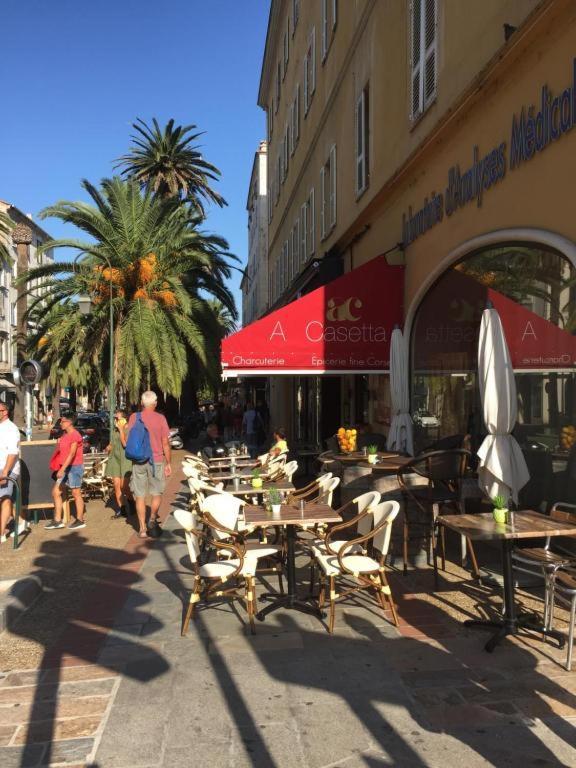 Ajaccio Centre Vieille Ville Imperiale Tt Confort Ttes Commodites 3 A 4 Pers Cathedrale A 300M Mer Port Marche Local Plages Exterior photo